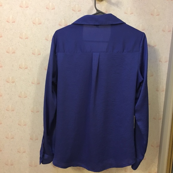 Blue Express button down - Picture 2 of 4